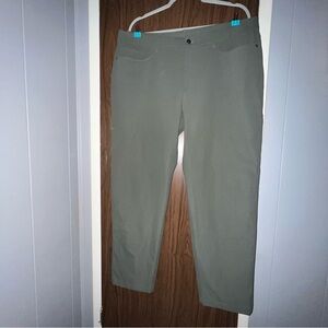 Lululemon ABC Pant - Men’s Olive Green Pants